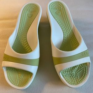 CROCS Sassari Open Toe Comfort Slide Wedge. Women’s Size 8